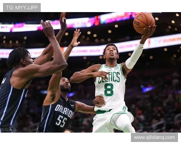 卡梅隆托马斯首节表现低迷7投仅1中仅得5分正负值惨淡7